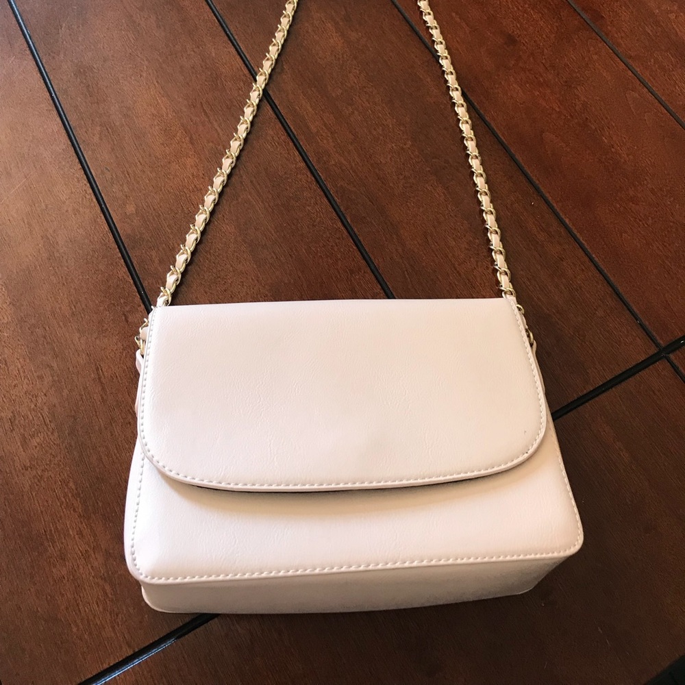 Baby pink crossbody handbag